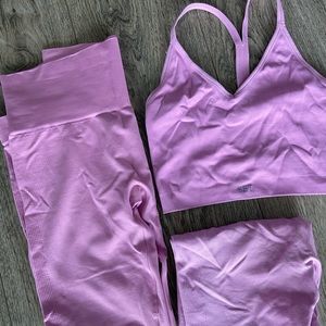 SET Active sculptflex set (leggings, bike shorts, V top) in charm size S